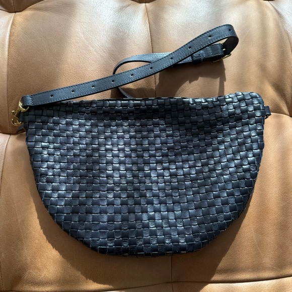 Clare V Midnight Blue Woven Leather Grande Fanny - Picture 2 of 8